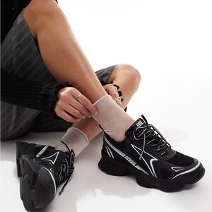 Woman Steve Madden Speedster-E Sneaker BLACK Size 6 New